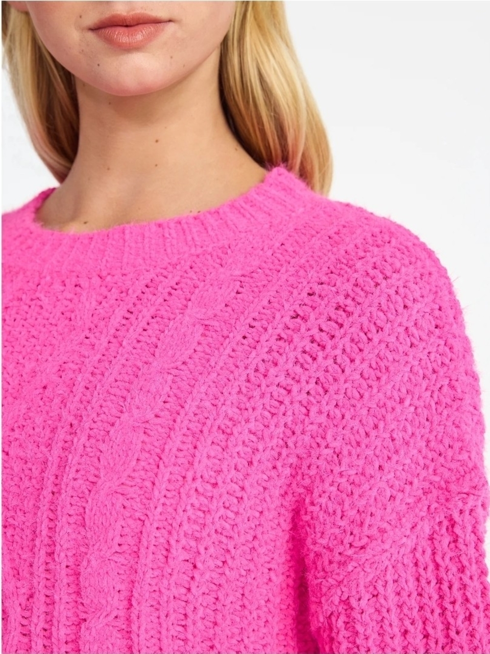 No Boundaries Hot Pink Cable Knit Crewneck Sweater Women's Size L (12-14) - Picture 4 of 8